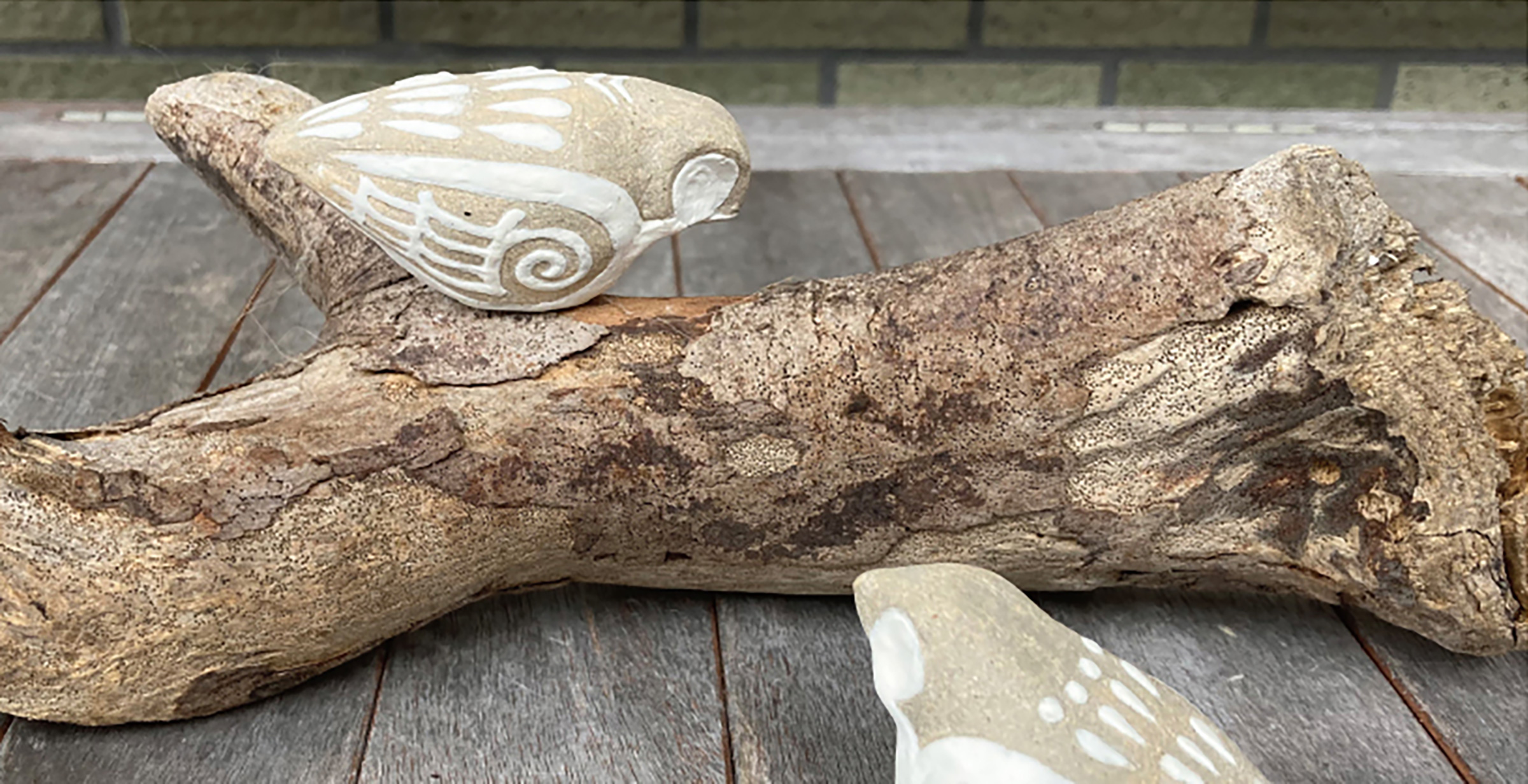 土で作った鳥たち／pottery bird image